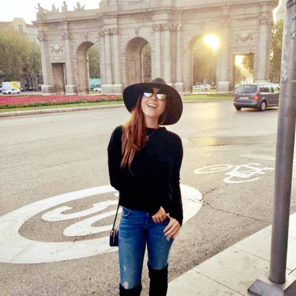 Meet your Posher, Vanessa